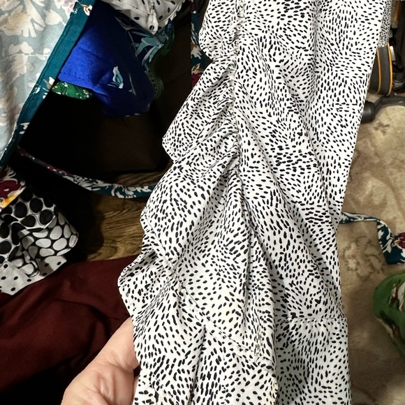 Patterned white black - Picture 3 of 3